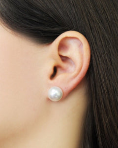 Freshwater Cultured Pearl Stud Earrings - C'est Ça New York